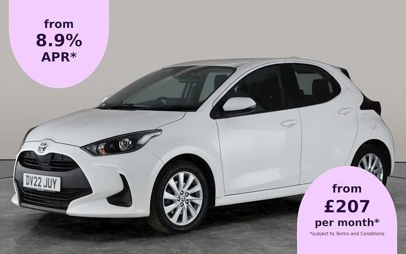 Used 2025 Toyota Yaris Hybrid Hatchback | £15,122 (Super price) - Image 1/3