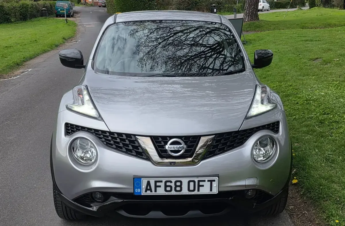 Usado Nissan Juke 112 HP (82 kW) 2018 Prateado SUV