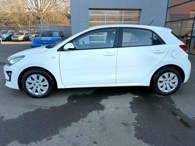 Used Kia Rio 2022 White Hatchback