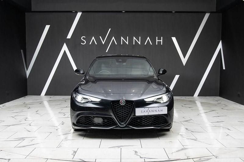Used Alfa Romeo Giulia Saloon Sprint 200 HP (147 kW) 2022 Black Sedan