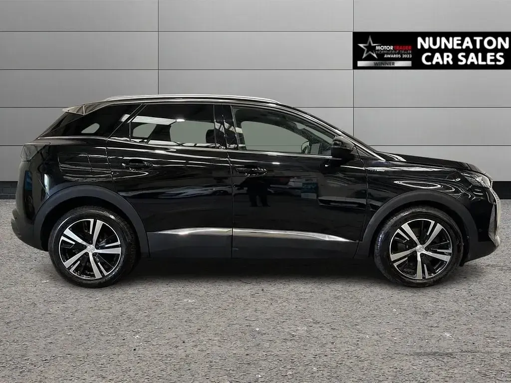 Second-hand Peugeot 3008 GTi 300 CP (220 kW) 2023 Negru SUV