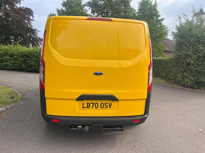 Used Ford Transit Custom S 130 HP (95 kW) 2021 Yellow Van