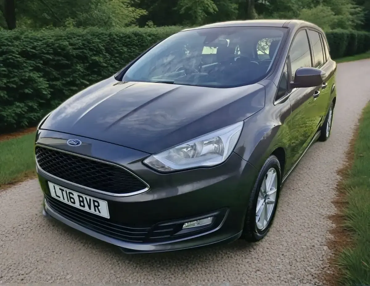 Used Ford Grand C-Max Zetec 120 HP (88 kW) 2016 Grey MPV