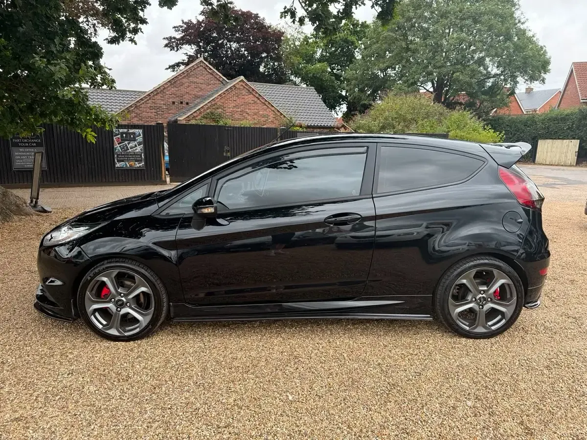 Used Ford Fiesta ST 2017 Black Hatchback
