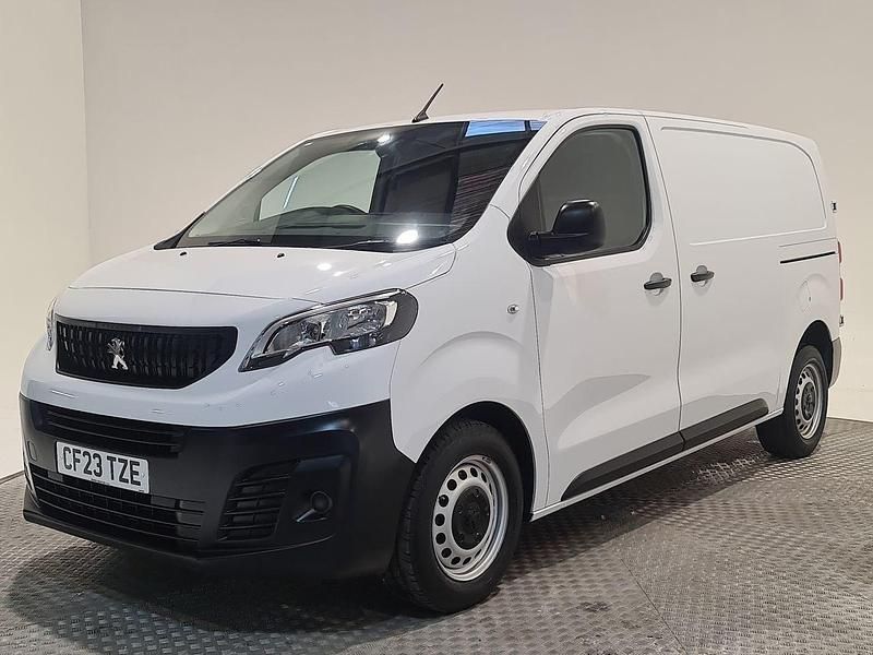 Used Peugeot Expert Premium 100 HP (73 kW) 2023 White Van