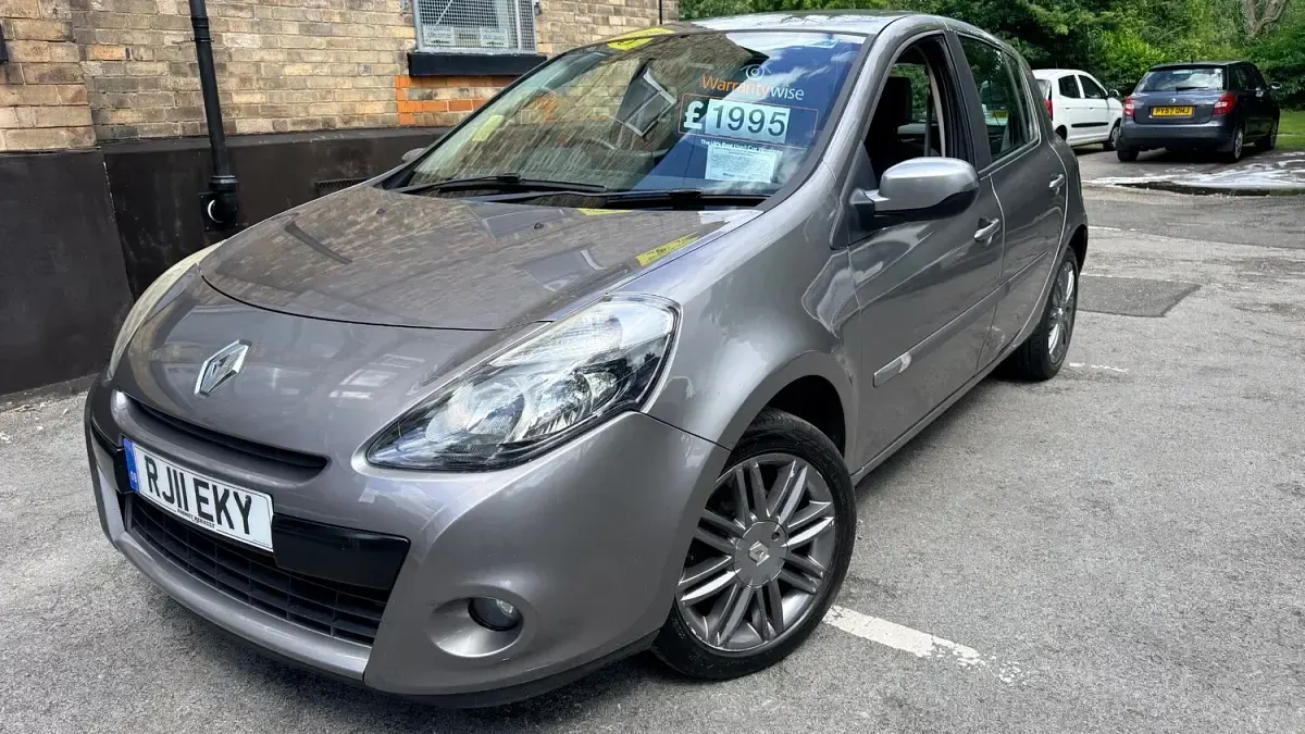Used Renault Clio Dynamique 2011 Grey Hatchback