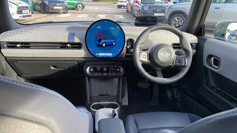 Used Mini Cooper S Hatch 201 HP (147 kW) 2024 Blue Hatchback