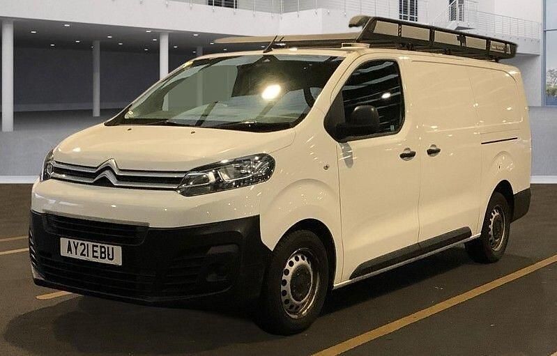 White Used 2021 Citroën Dispatch MPV | £11,750 (Fair price) - Image 1/4