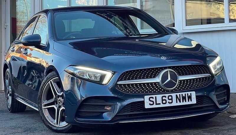 Used Mercedes A180 AMG Line Premium 116 HP (85 kW) 2020 Blue Sedan