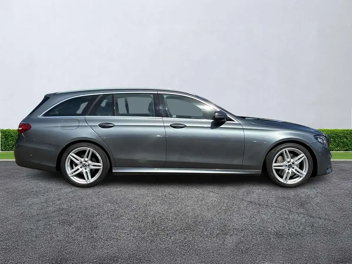 Used Mercedes E220 AMG line 2018 Grey Estate