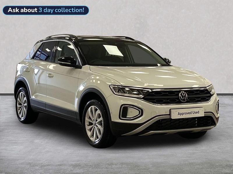 White Used 2025 VW T-Roc Match SUV | £25,981 (Fair price) - Image 1/2