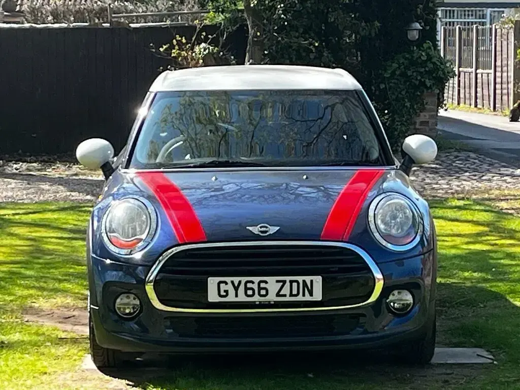 Used Mini Cooper D Hatch 116 HP (85 kW) 2016 Blue Hatchback