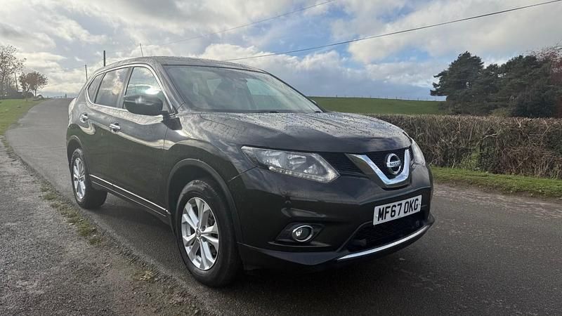 Green Used 2017 Nissan X-Trail Acenta SUV | £7,495 (Super price) - Image 1/4
