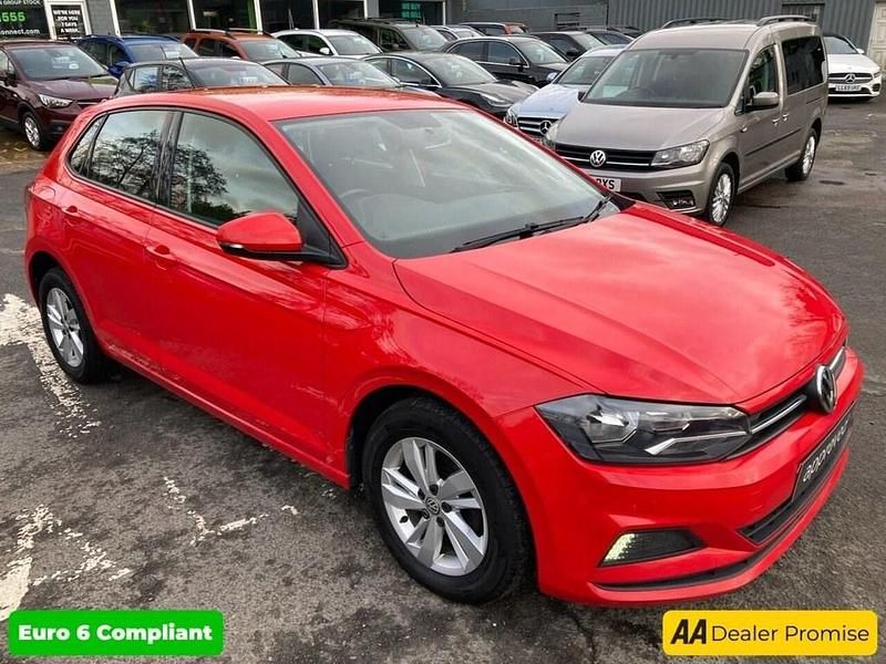 Used VW Polo SE 65 HP (47 kW) 2019 Red Hatchback