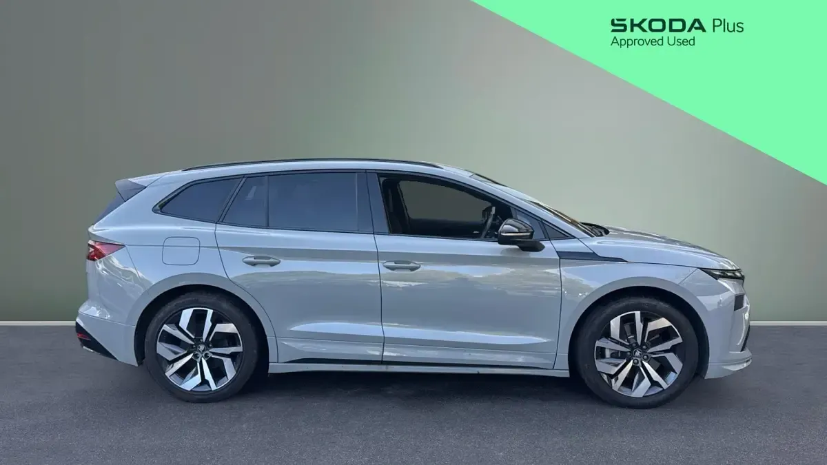 Used Skoda Enyaq iV SportLine 210 kW (286 HP) 2025 Grey SUV