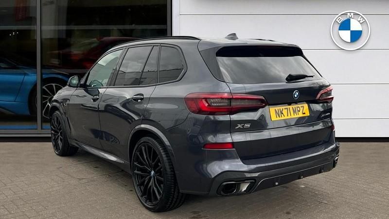 Usado BMW X5 M Sport 389 HP (286 kW) 2021 Cinzento SUV