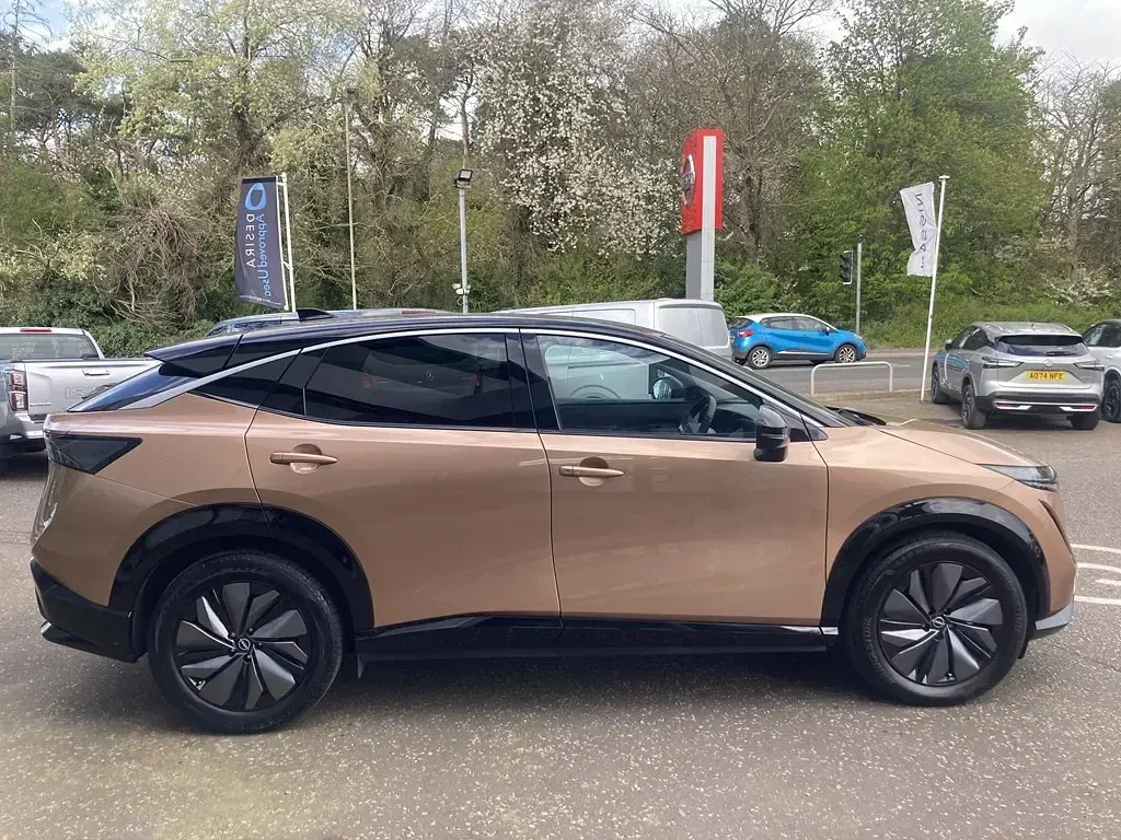 Usado Nissan Ariya Advance 177 kW (242 HP) 2023 SUV