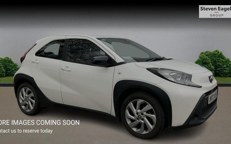 Used Toyota Aygo X PURE 72 HP (52 kW) 2025 SUV