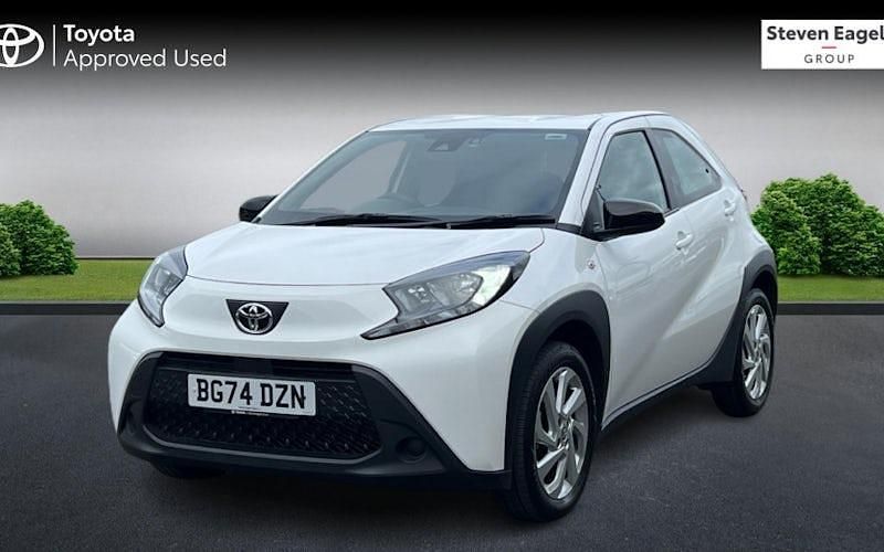 Used Toyota Aygo X PURE 72 HP (52 kW) 2025 SUV