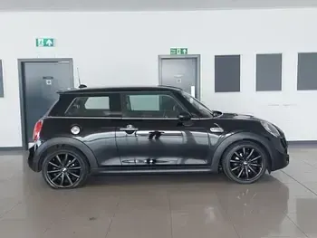Used Mini Cooper S 192 HP (141 kW) 2015 Black Hatchback