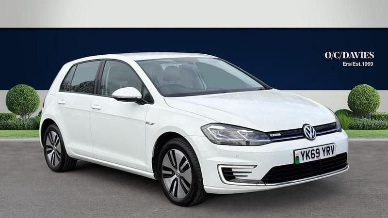 Used VW e-Golf 100 kW (136 HP) 2019 White Hatchback
