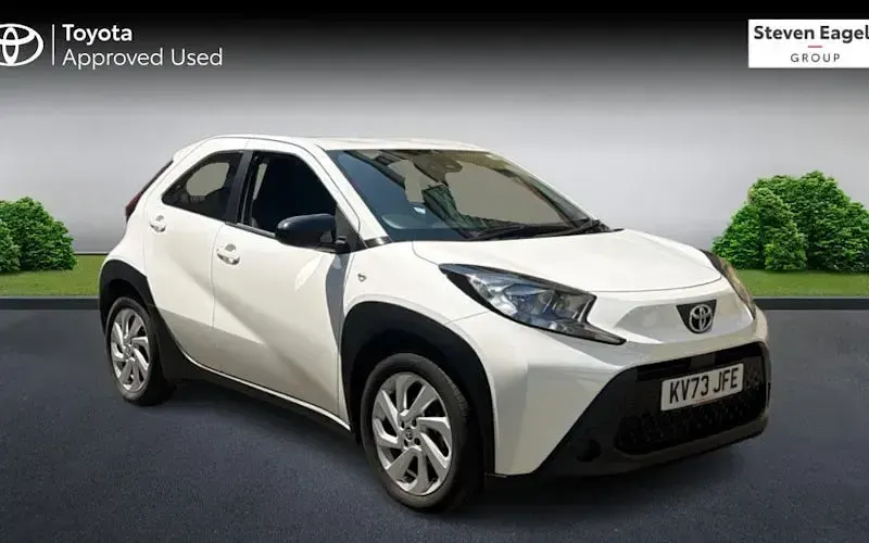 Used Toyota Aygo X PURE 72 HP (52 kW) 2023 SUV