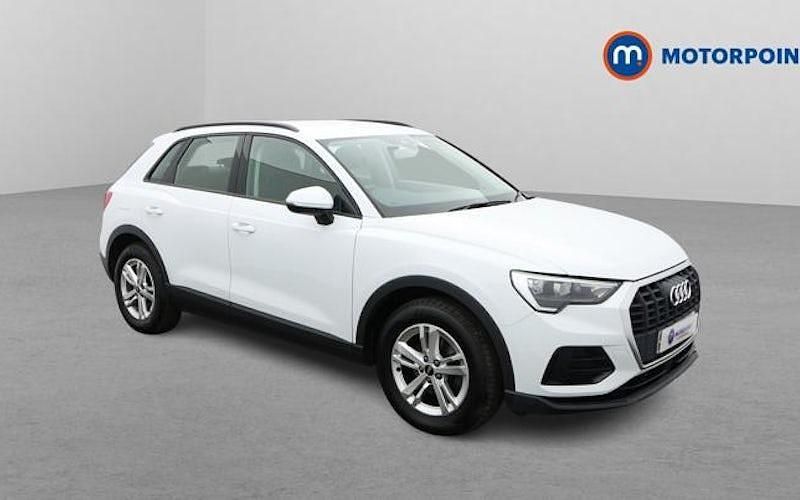Begagnad Audi Q3 150 HK (110 kW) 2022 Vit SUV