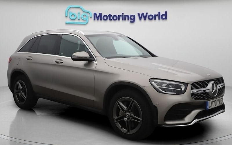 Used 2022 Mercedes GLC220 AMG line Estate | £25,800 (Good price) - Image 1/4