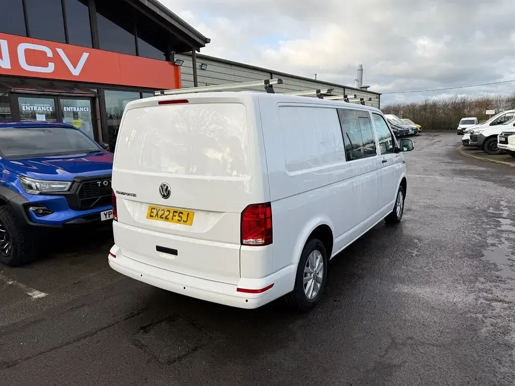 Begagnad VW Transporter 2022 Vit Van