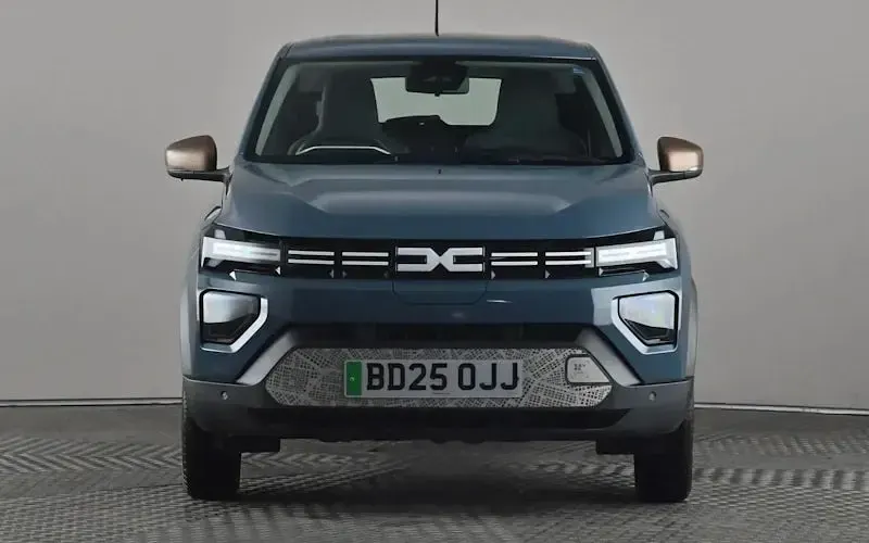 Used Dacia Spring Extreme 47 kW (65 HP) 2025 Hatchback