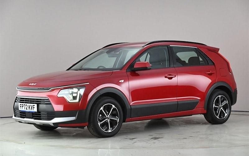 Used Kia Niro 141 HP (103 kW) 2023 Red SUV