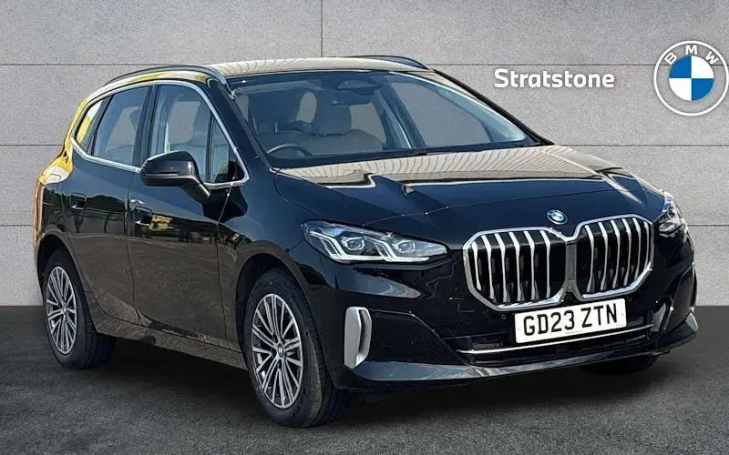 Used BMW 220 Luxury Line 156 HP (114 kW) 2023 Coupe