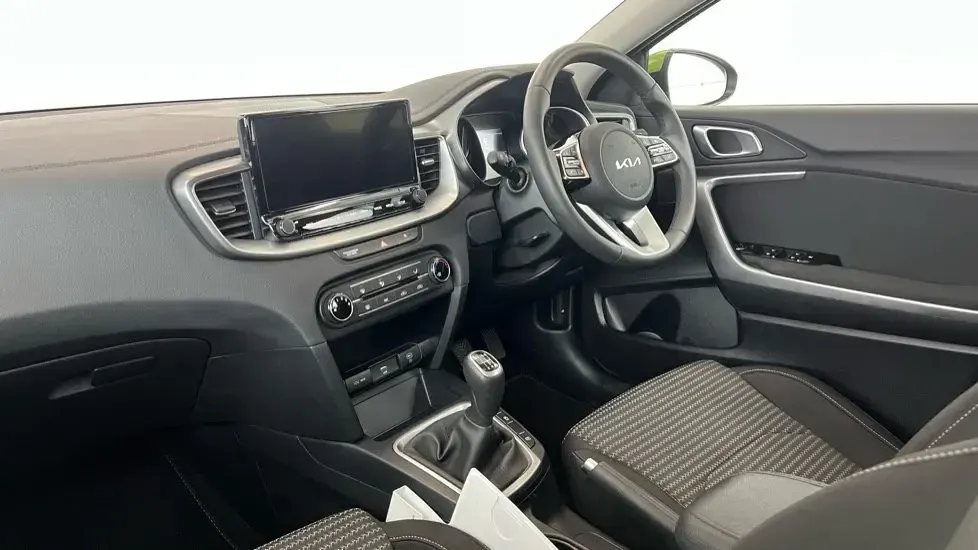 Usado Kia XCeed 2025 Verde SUV