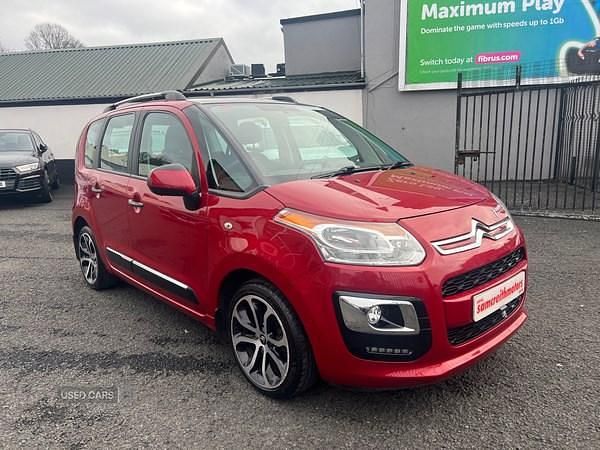 Red Used 2015 Citroën C3 Picasso SELECTION MPV | £4,950 (A bit pricey) - Image 1/4