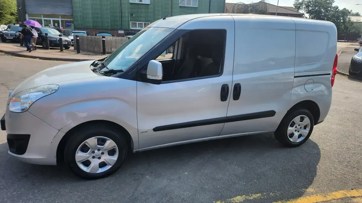 Used Vauxhall Combo Sportive 2014 Silver MPV