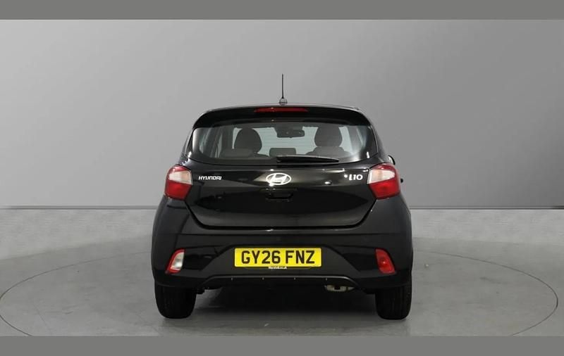 Neu Hyundai i10 Advanced 63 PS (46 kW) 2026 Schwarz Kleinwagen