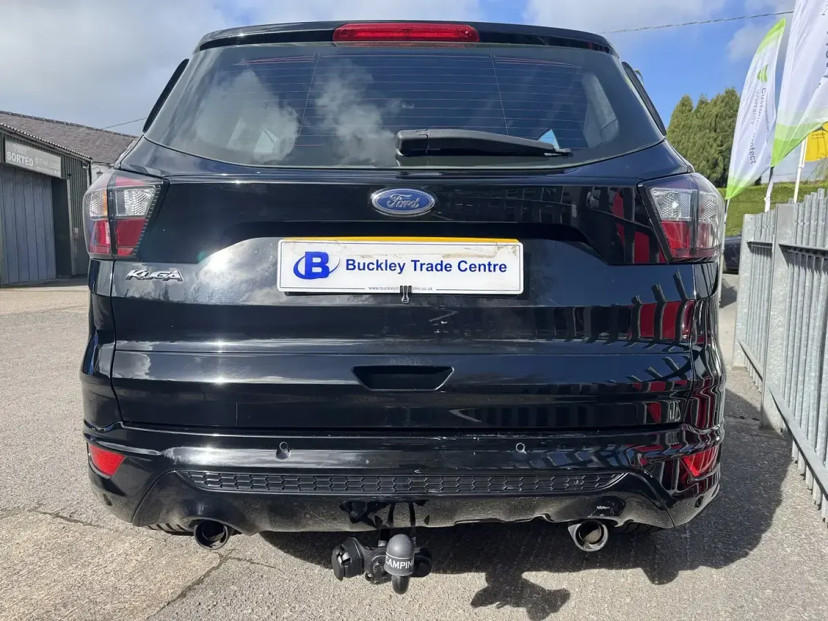 Used Ford Kuga ST-Line 180 HP (132 kW) 2017 Black SUV