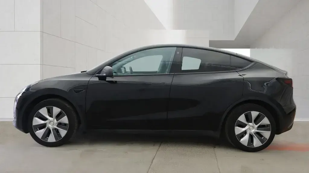 Used Tesla Model Y RWD 254 kW (346 HP) 2023 Black SUV