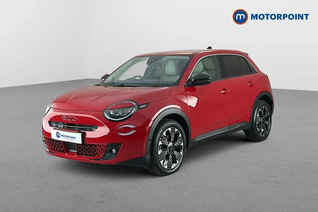 Used Fiat 600 La Prima 114 kW (156 HP) 2025 Red SUV