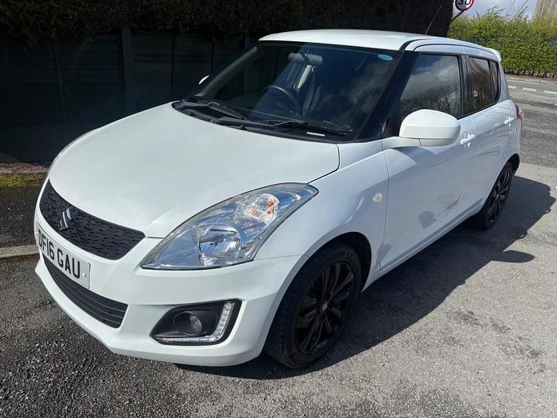 Usado Suzuki Swift SZ-L 94 HP (69 kW) 2016 Branco Citadino