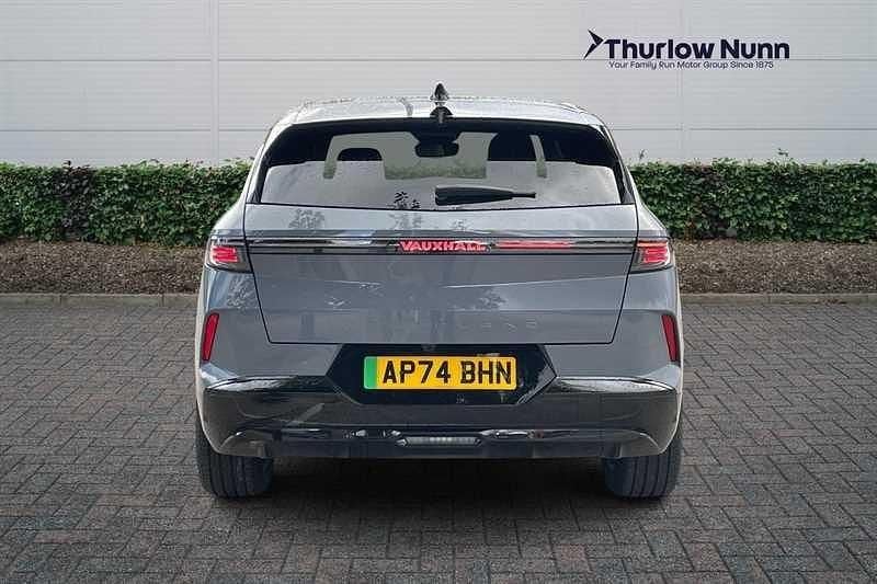 Second-hand Vauxhall Grandland 156 kW (213 CP) 2024 Gri SUV