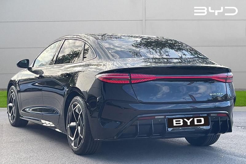 Used BYD Seal Design 150 kW (204 HP) 2024 Black Sedan
