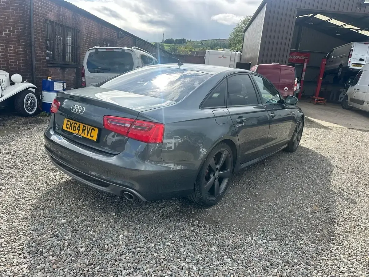 Used Audi A6 Black Edition 187 HP (137 kW) 2014 Grey Sedan
