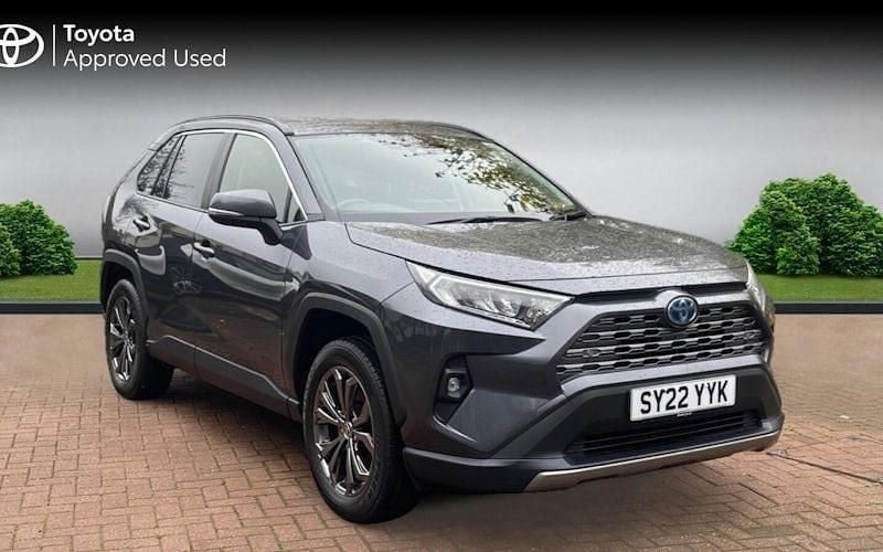 Used 2025 Toyota RAV4 Design Estate | £26,490 (Super price) - Image 1/3
