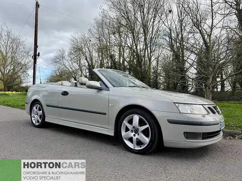 Begagnad Saab 9-3 Cabriolet Vector 2004 Silver Cab