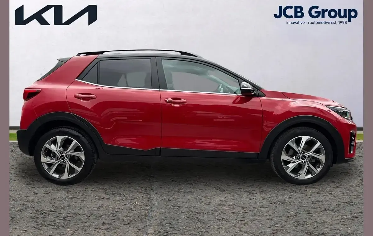 Used Kia Stonic GT-Line S 117 HP (86 kW) 2023 Red SUV