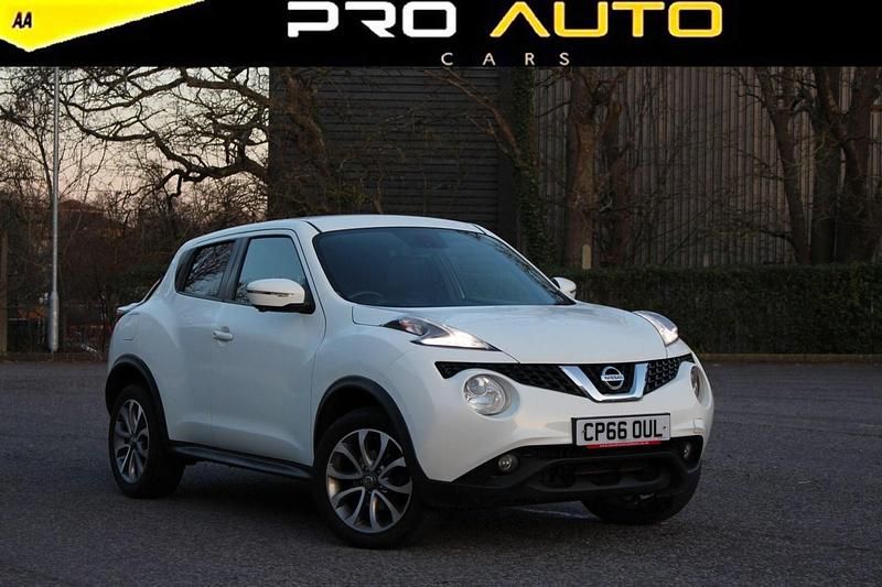 Used Nissan Juke Tekna 2016 White SUV