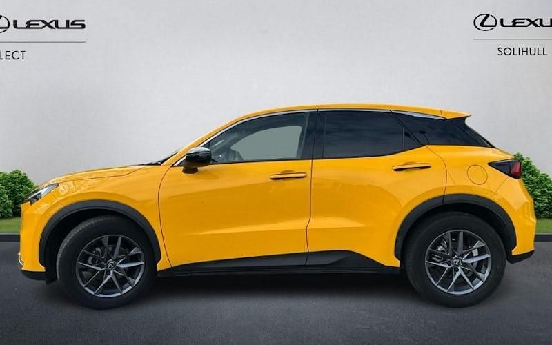 Used Lexus LBX 136 HP (100 kW) 2026 SUV