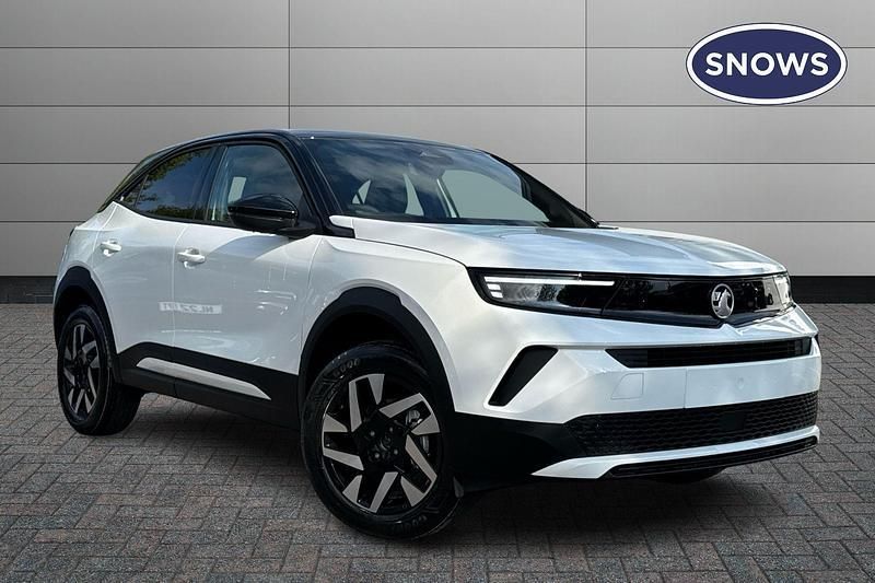 Arctic white New 2025 Vauxhall Mokka S SUV | £23,995 (Super price) - Image 1/4