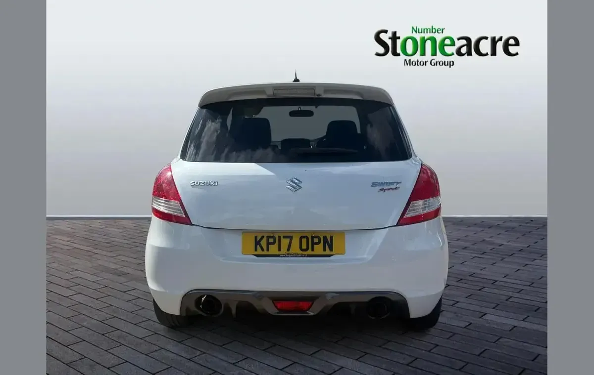 Begagnad Suzuki Swift Sport 136 HK (100 kW) 2017 Vit Halvkombi